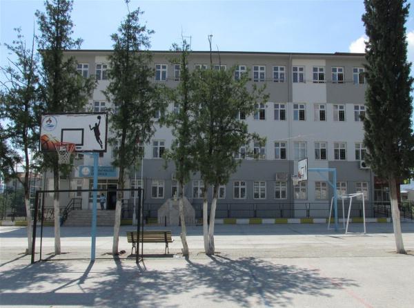 Zehra-Nihat Moralıoğlu Ortaokulu Fotoğrafı