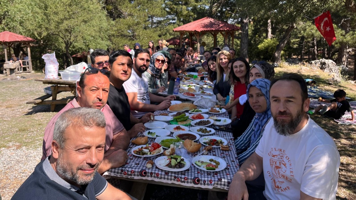 SENE SONU PİKNİĞİMİZ